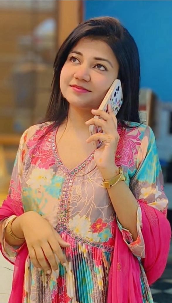 Varisha's photo